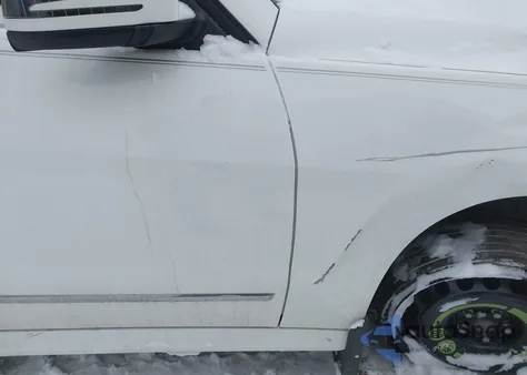 2013 Mercedes-Benz Glk 350 4Matic z USA, uszkodzony, nr VIN WDCGG8JB2DG061656